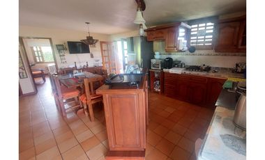 EN VENTA CASA CAMPESTRE INDEPENDIENTE ENTRE ALCALA Y QUIMBAYA