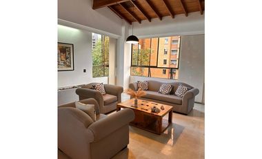 Amoblado ESPECTACULAR PH Poblado 2 niveles piso 7