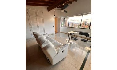 Amoblado ESPECTACULAR PH Poblado 2 niveles piso 7