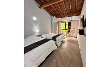 Amoblado HERMOSO Estudio Tipo Loft Laureles cerca a la 70