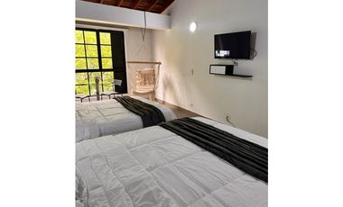 Amoblado HERMOSO Estudio Tipo Loft Laureles cerca a la 70