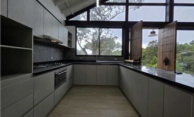 CASA FINCA EN ARRIENDO UBICADO EN EL RETIRO, SECTOR LA MARIA