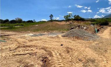 Lote en unidad cerrada en San Jerónimo