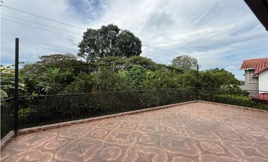 Casa campestre en arriendo sector Vía Tebaida