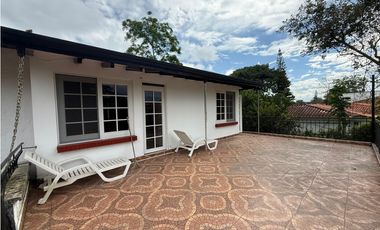 Casa campestre en arriendo sector Vía Tebaida