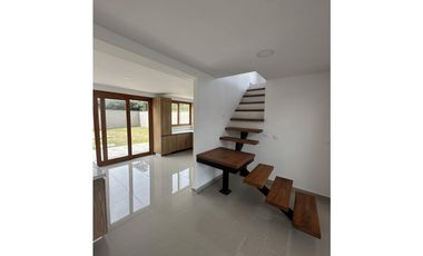 Linda Casa Campestre para estrenar- Mazo- Santa Elena