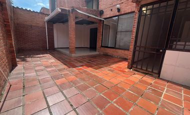 En San Joaquín Se Alquila Casa