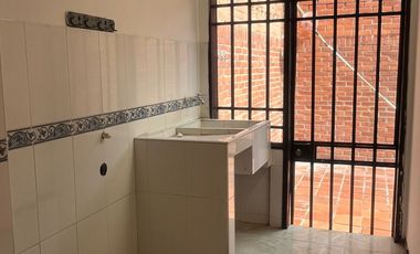 En San Joaquín Se Alquila Casa