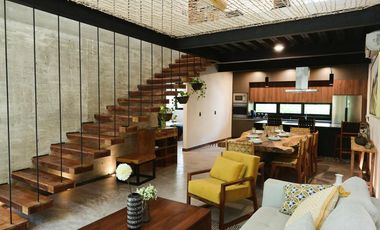 Casa en venta de 3 habitaciones en Akumal a pocos metros de la playa | Alberca y Gym