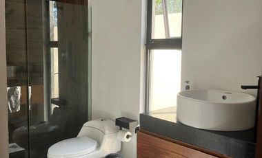 Casa en venta en privada Yaxlum Conkal Yucatan