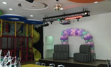 LOCAL  EN VENTA - PLAZA LAS VILLAS