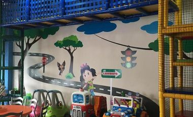 LOCAL  EN VENTA - PLAZA LAS VILLAS