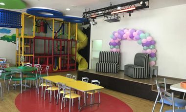 LOCAL  EN VENTA - PLAZA LAS VILLAS