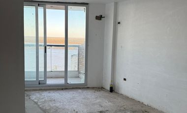 PISO EXCLUSIVO EN ALTURA, VISTA FRANCA AL RIO PARQUE ESPAÑA CON COCHERA Y AMENITIES A TERMINAR CON POSESION