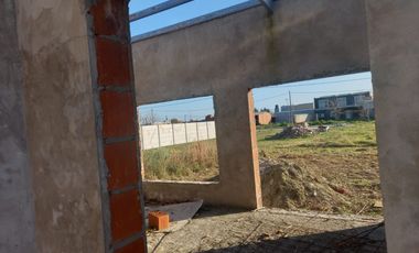 VENDO CASA  2 dormitorios a terminar TIERRA DE SUEÑOS PGSM