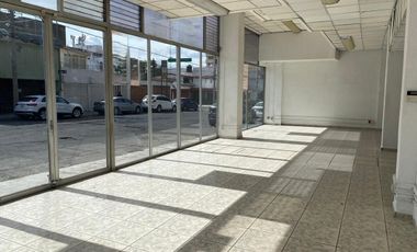 LOCAL EN RENTA EN LADRILLERA