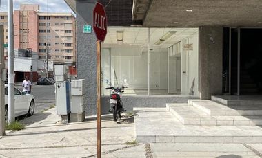 LOCAL EN RENTA EN LADRILLERA