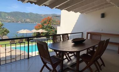 Casa en Venta, a la Orilla del Lago, Valle de Bravo, Edo de Mex