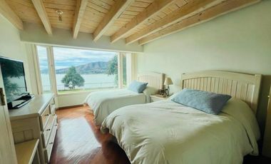 Casa en Venta, a la Orilla del Lago, Valle de Bravo, Edo de Mex