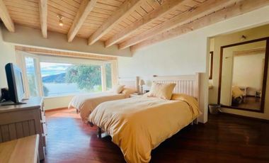 Casa en Venta, a la Orilla del Lago, Valle de Bravo, Edo de Mex