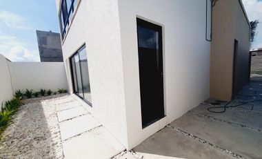 Casa en VENTA LISTA PARA ESTRENAR FRACC LOMAS DEL SOL  recamara planta baja