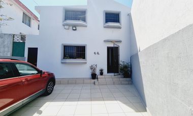 CASA EN VENTA de 2 recamaras muy buen cuidada FRACC LA TAMPIQUERA Boca del rio