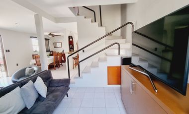 CASA EN VENTA de 2 recamaras muy buen cuidada FRACC LA TAMPIQUERA Boca del rio