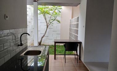 Rumah Baru Model Modern Tropis di Komplek Danamon Jatiasih