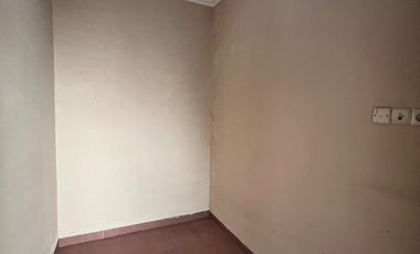 Disewakan / WTL Rumah Permata Buana Jakarta Barat Unit Langka & Rapi!