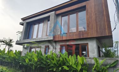 DIJUAL/SEWA VILLA BARU