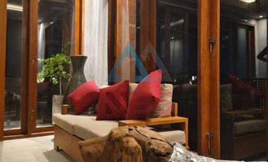 DIJUAL/SEWA VILLA BARU