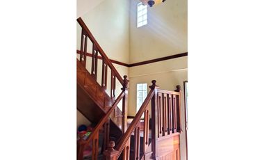 Espaciosa Casa Unifamiliar en Altos de Cerro Azul