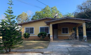 ARRAIJAN / VILLA LAS PALMERAS / 370M / TERRAZA TECHADA / VACIA