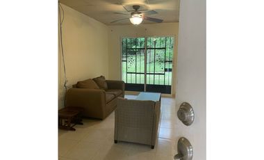 ARRAIJAN / VILLA LAS PALMERAS / 370M / TERRAZA TECHADA / VACIA