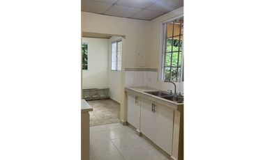 ARRAIJAN / VILLA LAS PALMERAS / 370M / TERRAZA TECHADA / VACIA