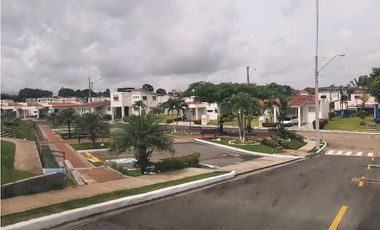 ALQUILO CASA EN CHORRERA QUINTAS DE VALLE BONITO AMOBLADA