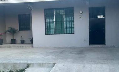 VILLA DE LAS ACACIAS / 176M / 2 HABITACIONES / AMPLIO PATIO JC