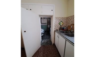 CHALET 3 AMB. C/ DEPENDECIA- COCHERA A/C - FALKNER 4110 PARQUE LURO