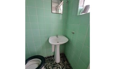 CHALET 3 AMB. C/ DEPENDECIA- COCHERA A/C - FALKNER 4110 PARQUE LURO