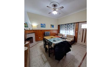 CHALET 3 AMB. C/ DEPENDECIA- COCHERA A/C - FALKNER 4110 PARQUE LURO