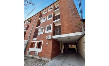 Venta Departamento 2 Dormitorios Con Patio Y Parrilla Calle Salta