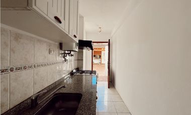 Venta Departamento 2 Dormitorios Con Patio Y Parrilla Calle Salta