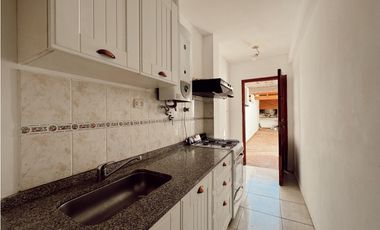 Venta Departamento 2 Dormitorios Con Patio Y Parrilla Calle Salta