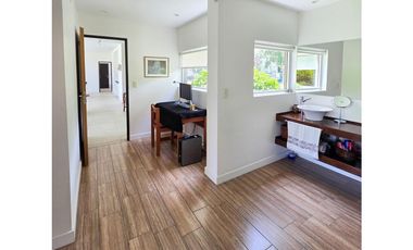 Hermosa casa en Haras del Sur II