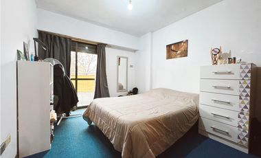 Venta departamento 3 dormitorios con cochera Zona Centro