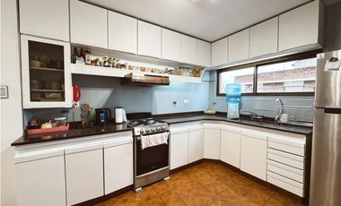 Venta departamento 3 dormitorios con cochera Zona Centro