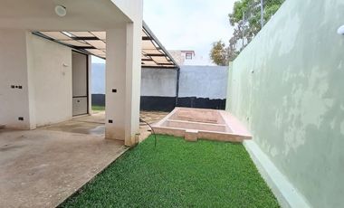 Moderna casa en preventa dentro de Fraccionamiento con caseta de vigilancia en Col. Lomas de cortes Cuernavaca Morelos