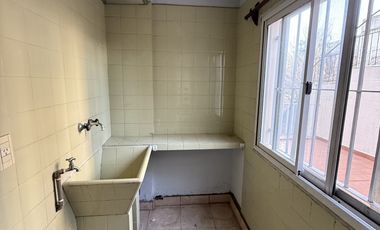 Francia 2425 Castelar