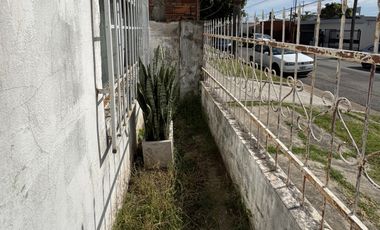 VENTA - CASA A METROS DE BLAS PARERA