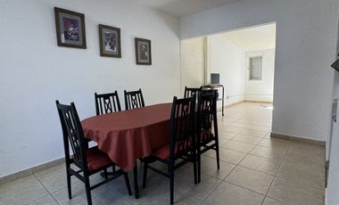 SE VENDE PROPIEDAD DE 4 DORM. ZONA BROWN Y CIRCUNVALACION